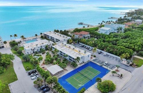 Marathon Apartment | Beachfront Condo on Coco Plum Beach
