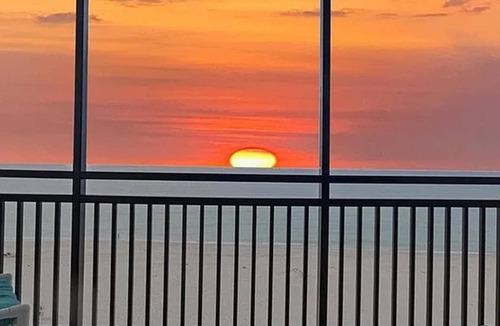 Golden Beach Apartment | Beachfront Condo with Gulf Views in Venice