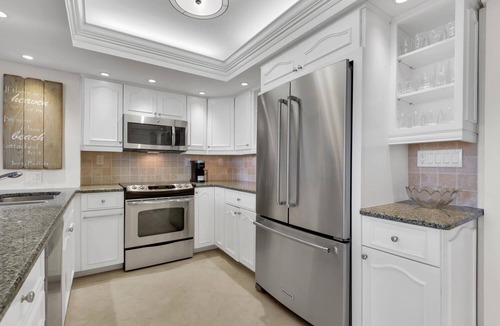 Moorings Condo | Beachfront delight in the Moorings!