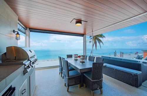 Bonita Springs Apartment | Beachfront Dream - Stunning View Directly on Beach