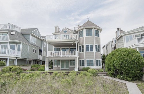 Gold Coast Condo | Beachfront Gold Coast 6BR - Private Access, Sleeps 16
