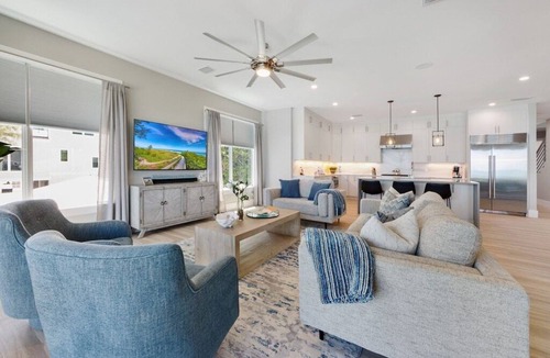 Anna Maria House | Beachfront Home | Pool + Spa | Games | Ocean Views