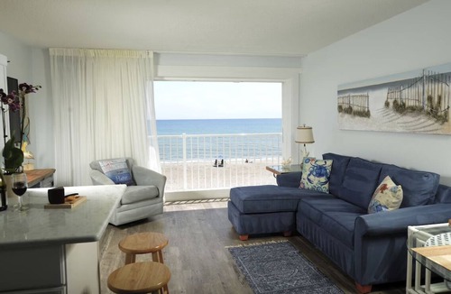 Indialantic By The Sea Resort | Beachfront Indialantic Stay | 1 Unit | Near Cocoa Beach