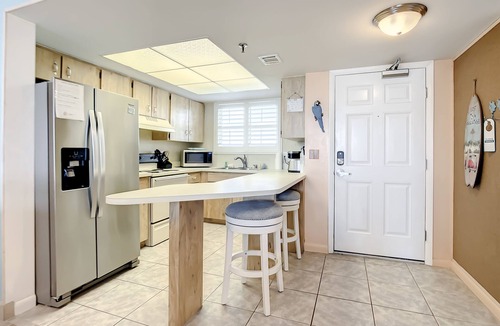Horton Shores Condo | Beachfront Oceanview Unit - Pool & Steps to Flagler Ave