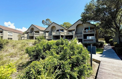 Seabrook Island Villa | Beachfront Pelican Villa by Sandpiper | Near Beach