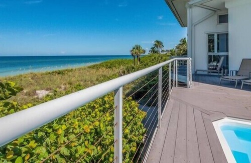 Boca Grande House | Beachfront Sanctuary Luxury 3 Bedroom Home with Pool