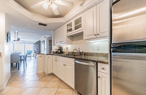 Golden Beach Condo | Beachfront Venice Island Condo