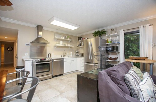 Whitney Beach Condo | Beachfront Villa on Serene Gulf of Mexico