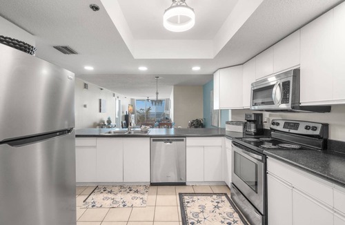Indian Rocks Beach Condo | Beachfront w/Gulf View! Free Activities Included! Private Balcony, Pool ~ 104 Hamilton House