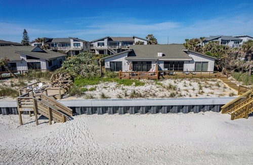 Sea Dunes Condo | Beachfront with large deck! Pool! Sea Dunes Sailfish A2