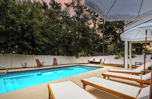 Murrells Inlet Villa | Beachside Bliss: Relax in Our 4-Bedroom Retreat!