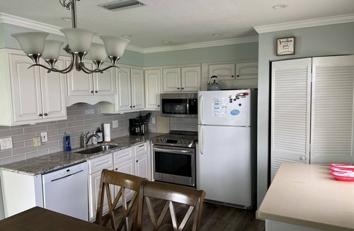 Surfcrest Village House | Beachside Cottage steps from the Ocean and Pool