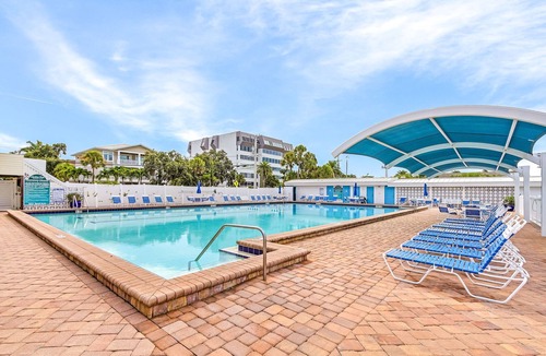 Aloha Kai Condo | Beachside Fun & Family Comfort, Just Steps from the Sand – Aloha Kai #16 - Roelens