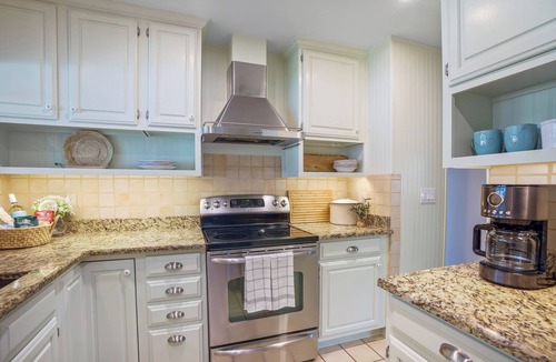 Jacksonville Beach House | Beachside Gem Near TPC Sawgrass & Mayo Clinic