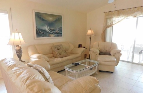 Beachwalk Isles House | BeachWalk Isles 3/2 Pet Friendly Home