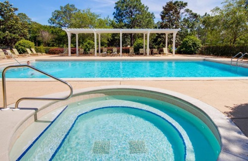 Laurel Grove House | "Beachy Green" 2 Golf Carts, Beach, 3 Pools, Sandestin, On Golf Course