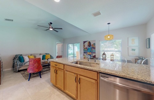Palm Coast House | Beachy Villa Steps to Malacompra Beach Sleeps 8, near parks, golf & restaurants
