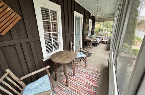 Waynesville House | Bearcat Cottage