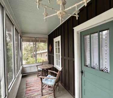 Waynesville House | Bearcat Cottage