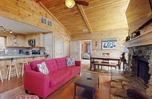 Sautee Nacoochee Cabin | Bears Cove North Georgia