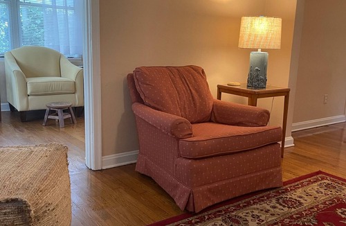 Lakewood House | Beautiful 1946 Bungalow close to downtown Jacksonville with Guesthouse