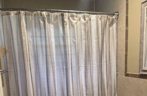 Tallahassee House | Beautiful 2 /1 apartment near the Tallahassee airport , with private parking