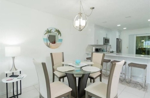 Marco Island House | Beautiful 2 bedroom Condo! Owners require a 3 month rental Jan- March.