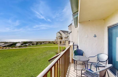 Amelia City Condo | Beautiful 2Bd/2.5Ba Ocean Front Condo. Sleeps 6 - Pet Friendly.