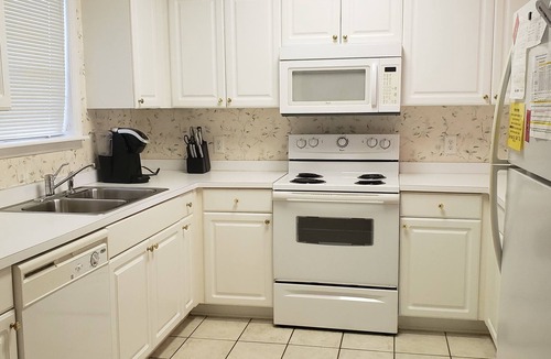 North Myrtle Beach Condo | BEAUTIFUL 2BR condo;Norman Course, Barefoot Resort;top-rated beach!