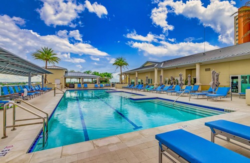 Riviera Beach Condo | Beautiful 3 , 3 Pvt Balcony Waterfront @ Marina Grande Condominiums