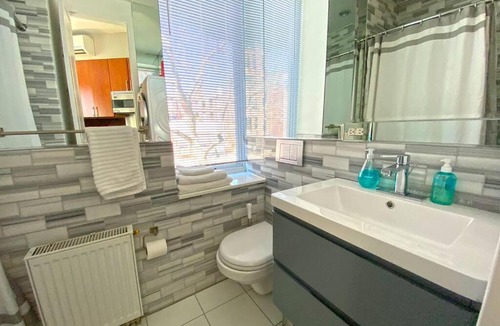 Greenwich Village Apartment | Beautiful 3 Bdrm 2 Bath Private Luxury Townhouse!