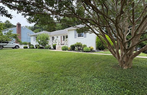 Morton House | Beautiful 3-bedroom house minutes from Swarthmore!