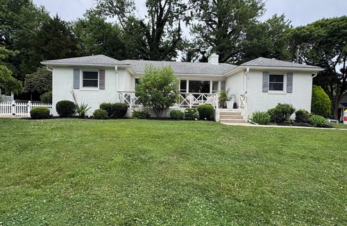 Morton House | Beautiful 3-bedroom house minutes from Swarthmore!