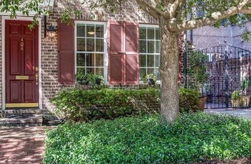Historic District - North House | Beautiful 3Bedroom Townhome in Historic Downtown Savannah