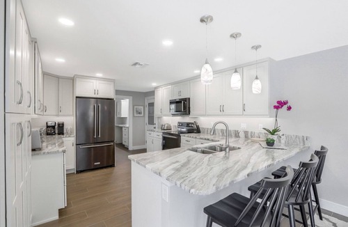 Marco Island House | Beautiful 4/2.5 waterfront home with a heated pool