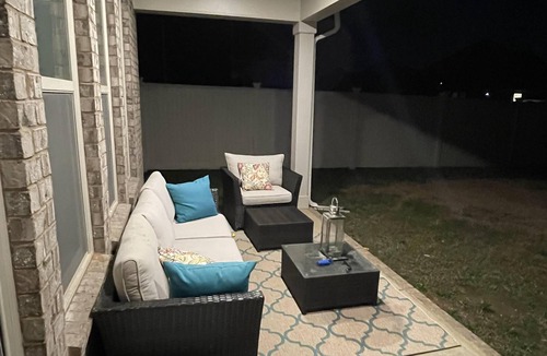Murfreesboro House | Beautiful 4 Bedroom home with indoor fireplace.