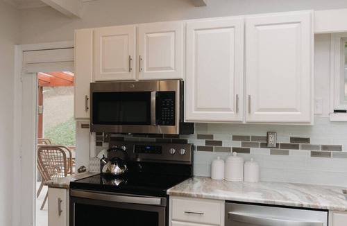 Wayne House | Beautiful 4 Bedroom Stone Rancher Near King of Prussia Mall