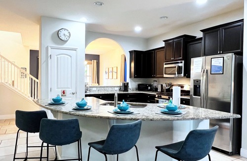 Loughman House | Beautiful 5 Bed Gated Pool Home At Solterra Resort