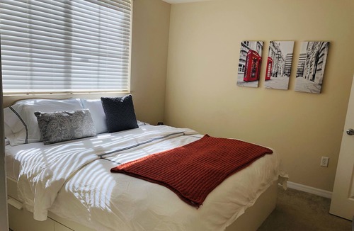 Coral Gables Apartment | Beautiful and modern apartment, nice and in the building, gym.