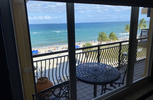 Hollywood Condo | Beautiful And Private Oceanfront Condo Directly on Hollywood Beach Boardwalk