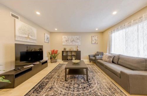 East Naples Apartment | Beautiful apartment in Naples