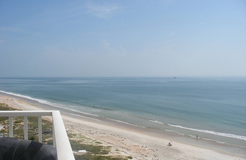 Seawinds Condo Condo | Beautiful Beachside Condo in Ormond-by-the-Sea