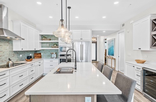 Melbourne Beach Condo | Beautiful Coastal Condo: Stunning Riverfront Views & Resort Amenities!