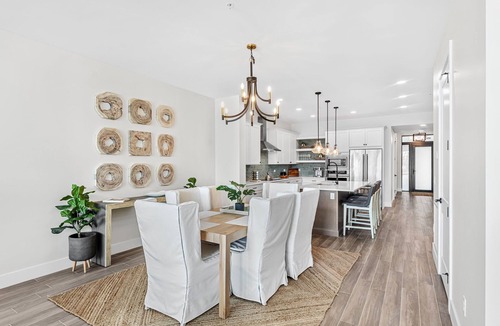Melbourne Beach Condo | Beautiful Coastal Condo: Stunning Riverfront Views & Resort Amenities!
