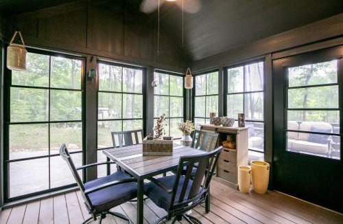 Tracy City House | Beautiful Cottage with Nice Forest Sights in Tracy City, Tennessee