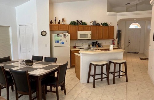Marbella House | Beautiful Dawn private home near all Disney parksnn