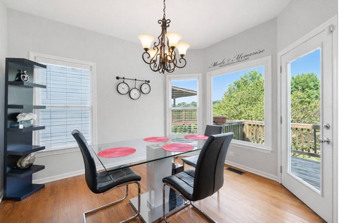 Peoplestown House | Beautiful Downtown Brick Road Home Oasis With Stadium View