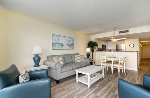 Crescent Beach Condo | Beautiful East Coast Sunrises W/Amenities Galore!