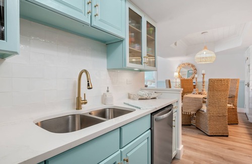Saint Simons Island Condo | 🐬BEAUTIFUL, FALL BOOKINGS ON THE BEACH AWESOME RATES🏖️