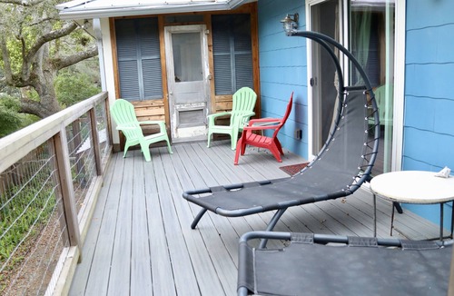 East Beach Cottage | Beautiful, Family/Pet-Friendly, East Beach Cottage